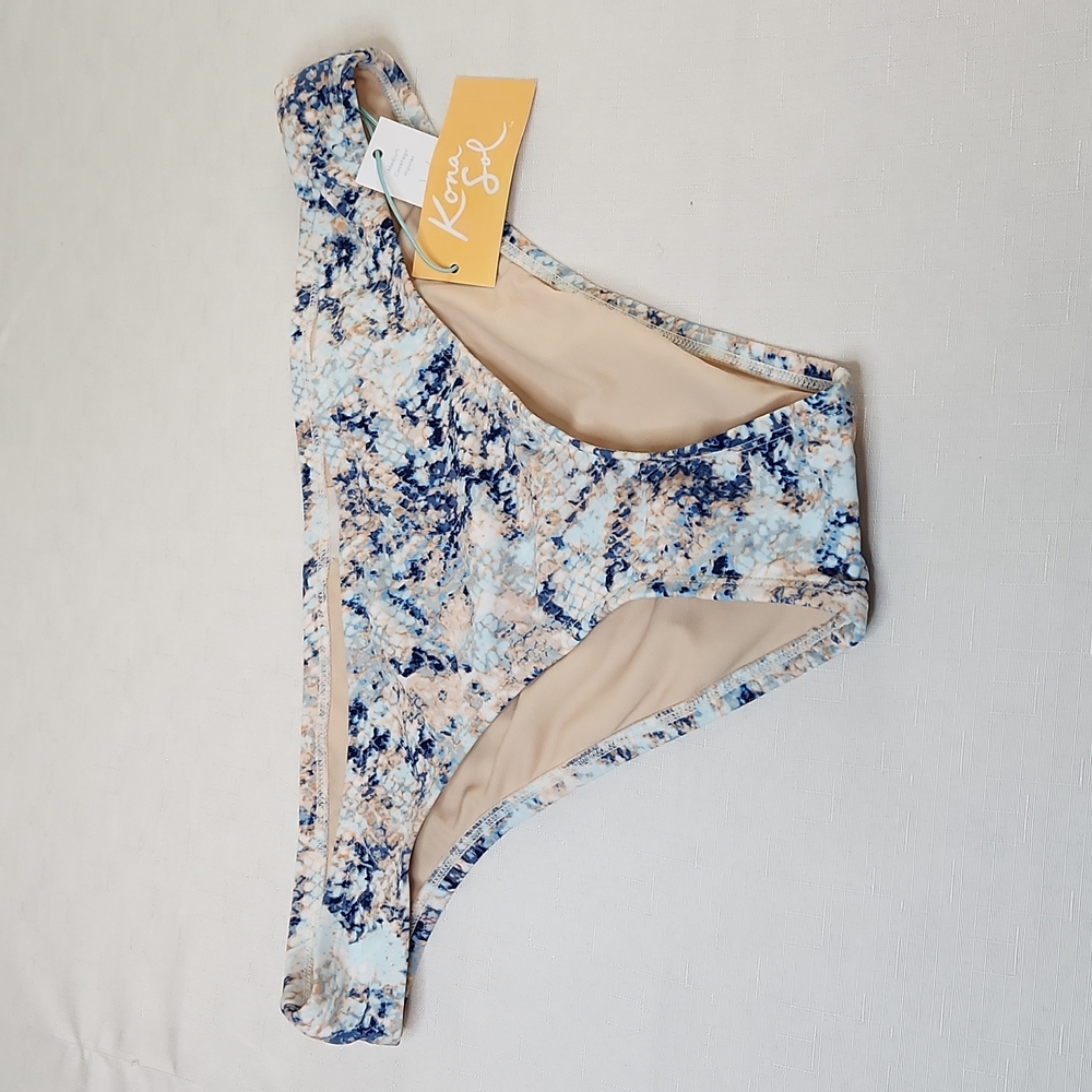 Kona Sol medium coverage  hipster bikini bottom.  Size M (8-10)